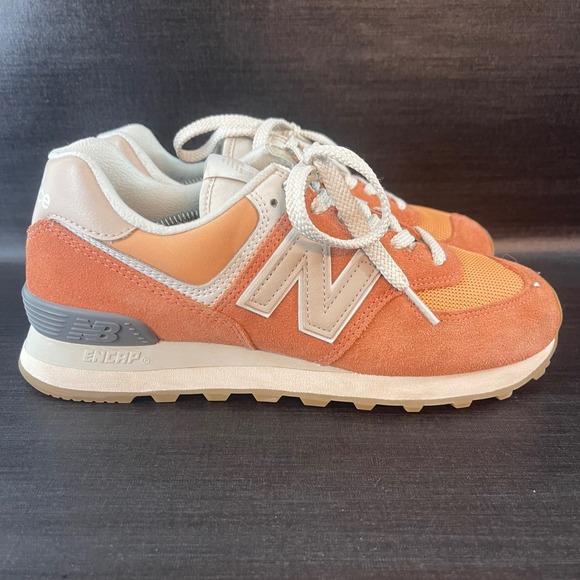 New Balance 574 Womens size 8.5 Orange Tan Suede Mesh Athletic Sneakers WL574RCD - Picture 4 of 9